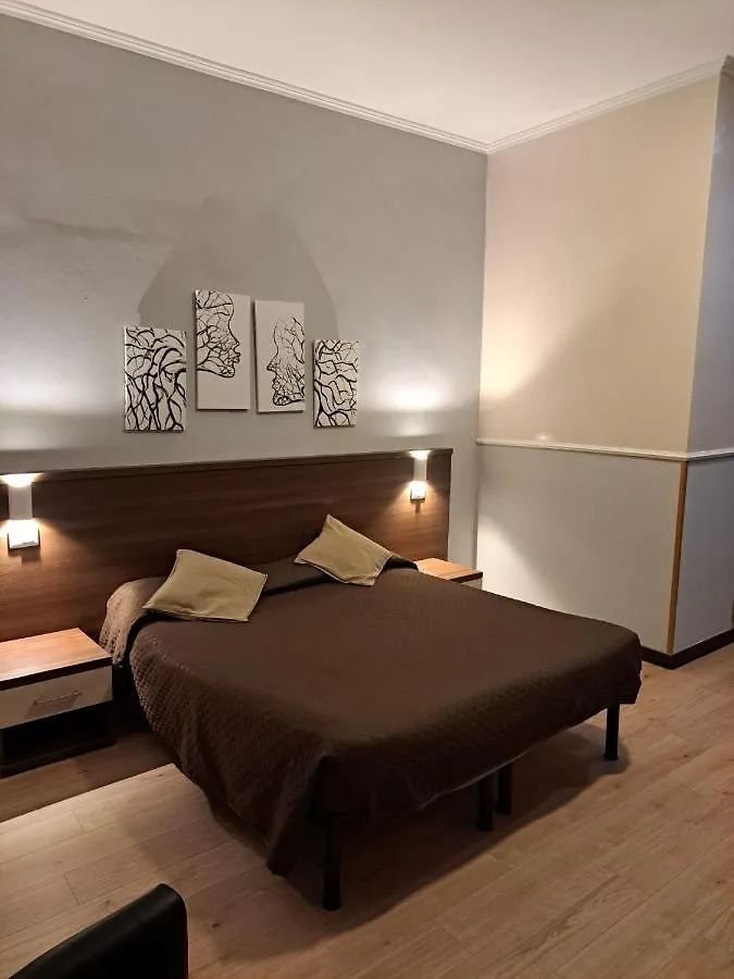 Hotel Leone Rome 0*,  Italy